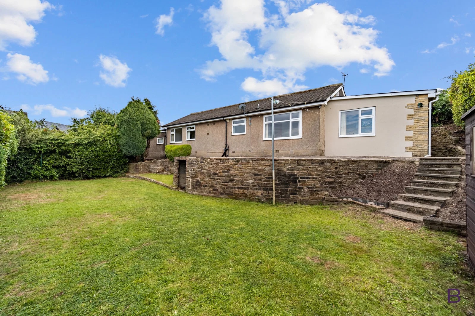 Snape Drive, 4 bed · Horton Bank Top