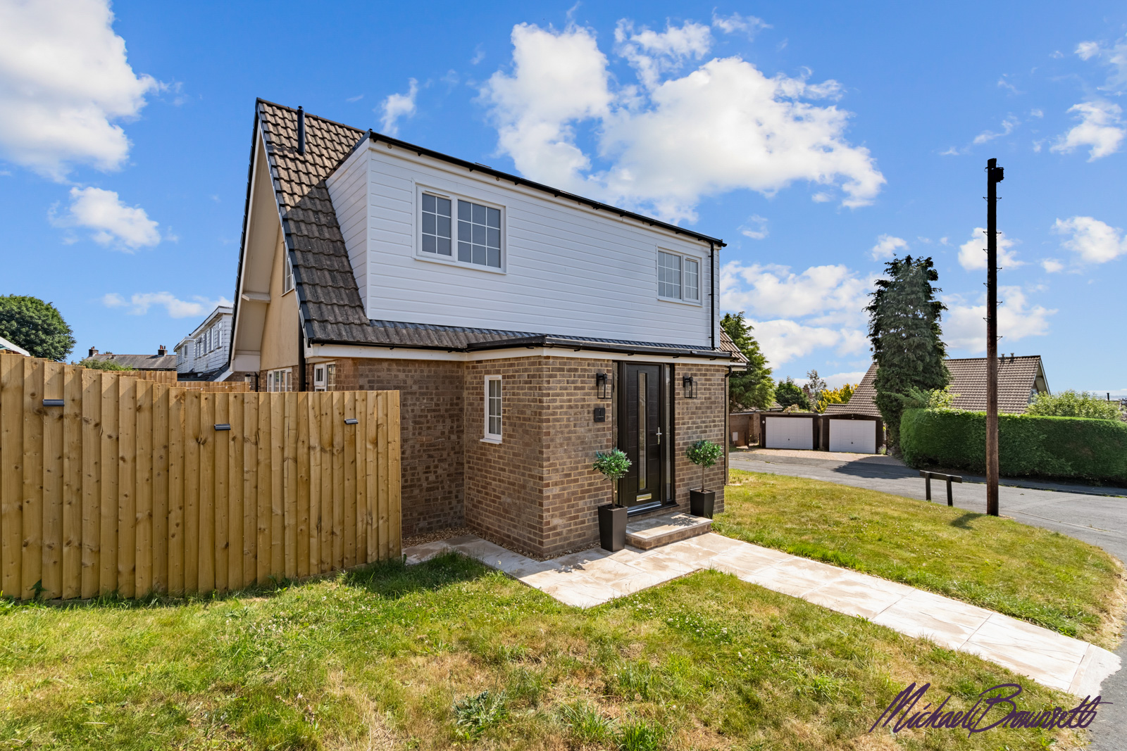 Primrose Way, Shelf